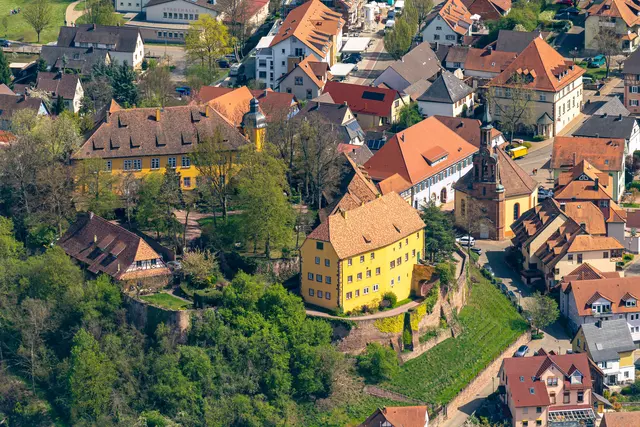 Stadtansicht von Mahlberg mit dem Schloss